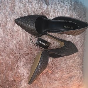 Sparkling Silver Pump